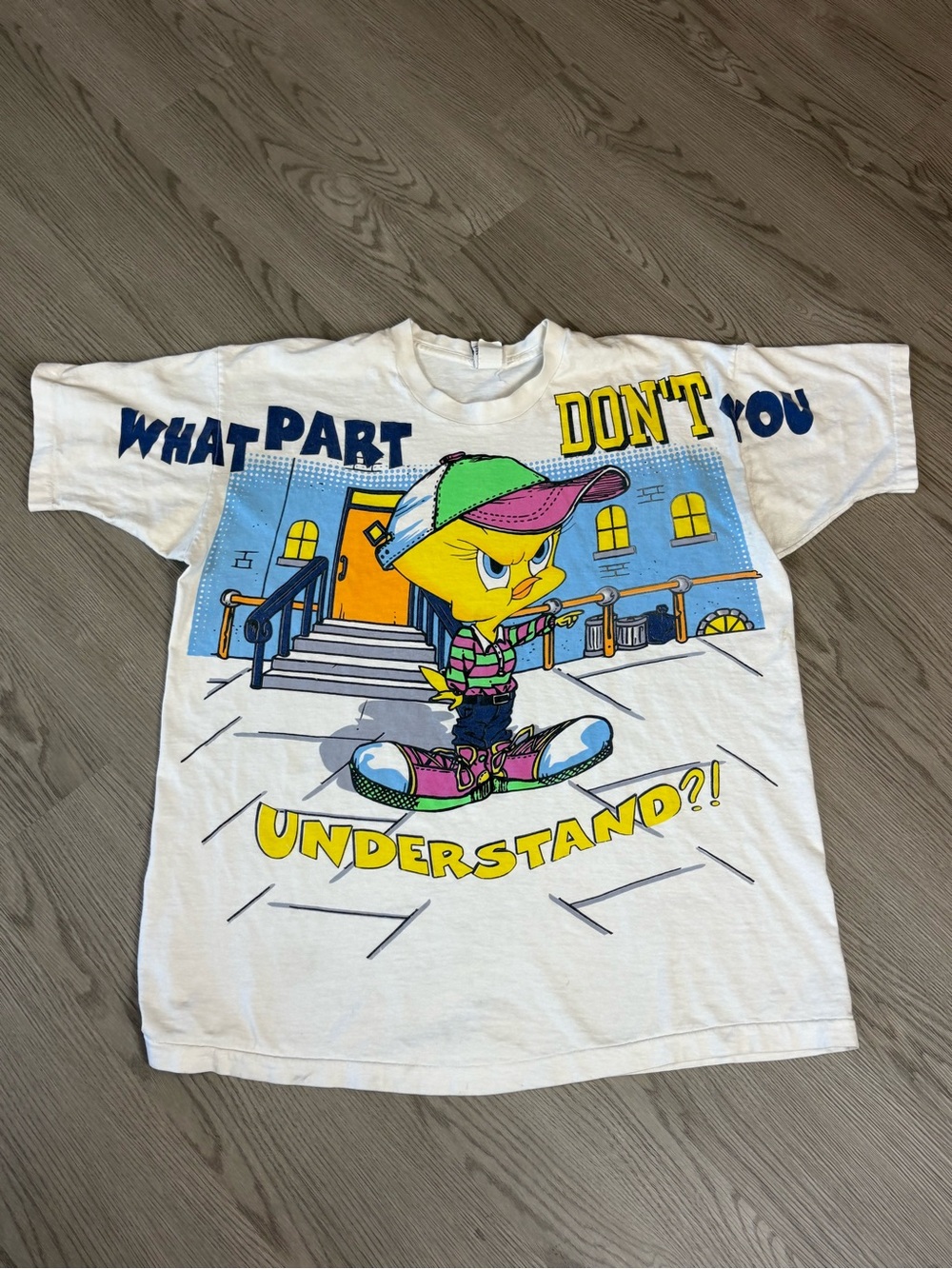 Warner Bros. White Tweety Graphic Tee with Multicolor Print